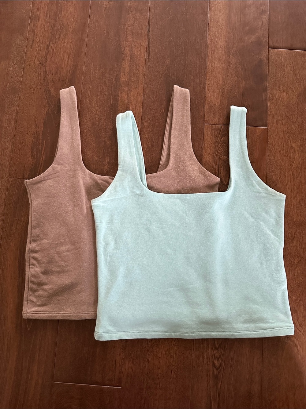 ABERCROMBIE & FITCH | CROPPED TANK TOP | SMALL | BUNDLE of 2 TANKS